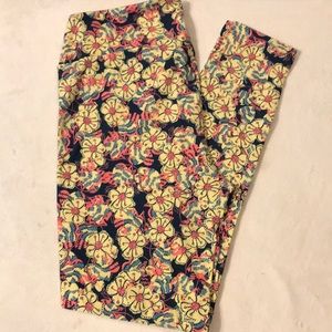 LuLaRoe Tall & Curvy leggings NWT